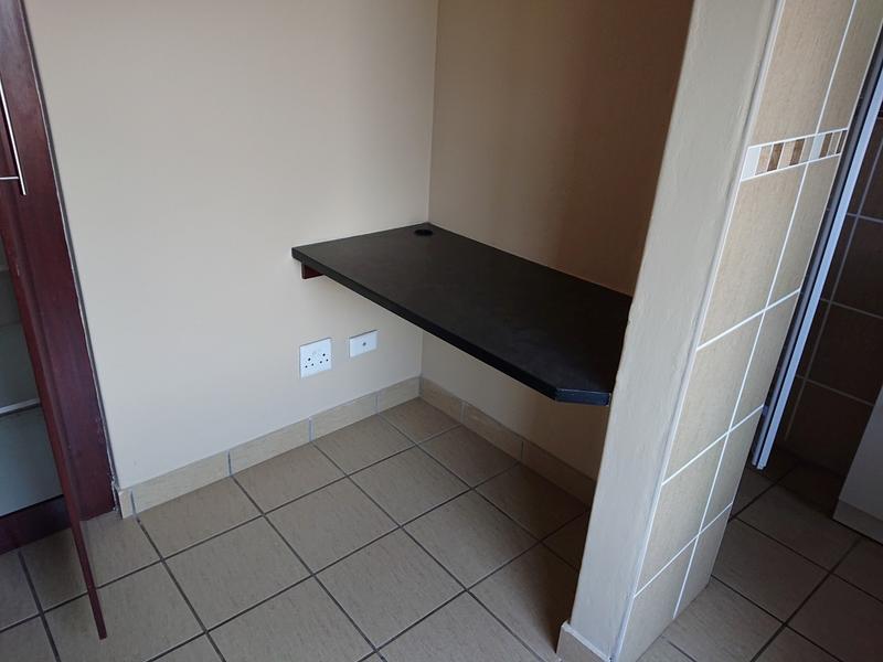 To Let 2 Bedroom Property for Rent in Die Bult North West